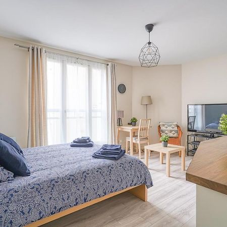 Logement Noah Courcouronnes Εξωτερικό φωτογραφία