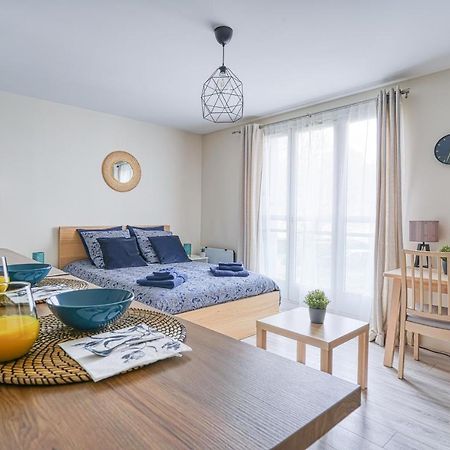 Logement Noah Courcouronnes Εξωτερικό φωτογραφία