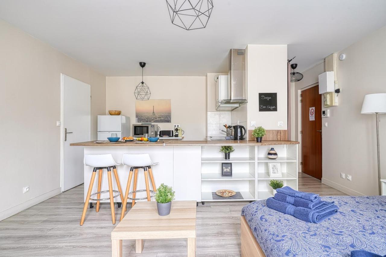 Logement Noah Courcouronnes Εξωτερικό φωτογραφία