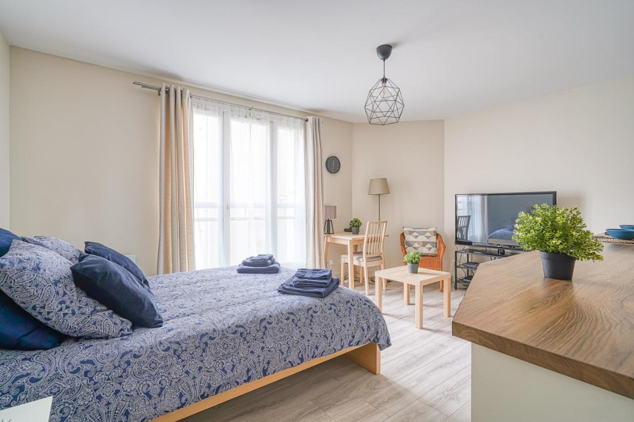 Logement Noah Courcouronnes Εξωτερικό φωτογραφία